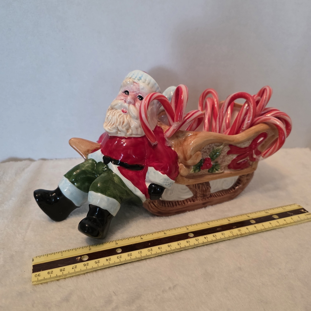 Vintage Christmas Santa With Sleigh Candy Dish/Plante
